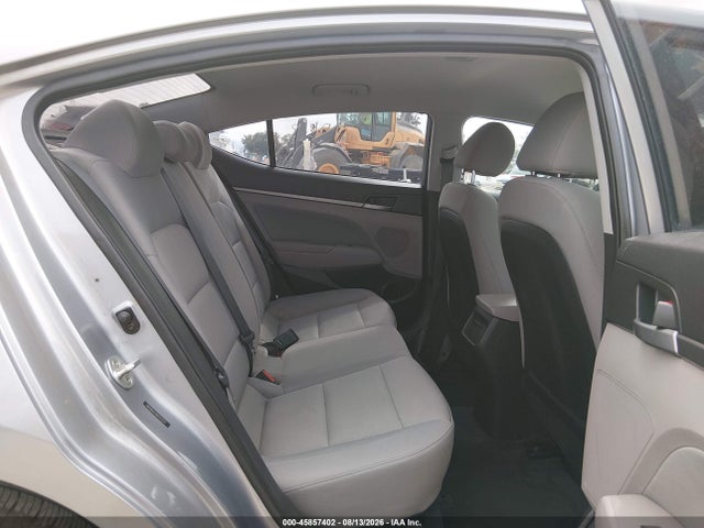 5NPD84LF0HH157575 Hyundai ELANTRA SE