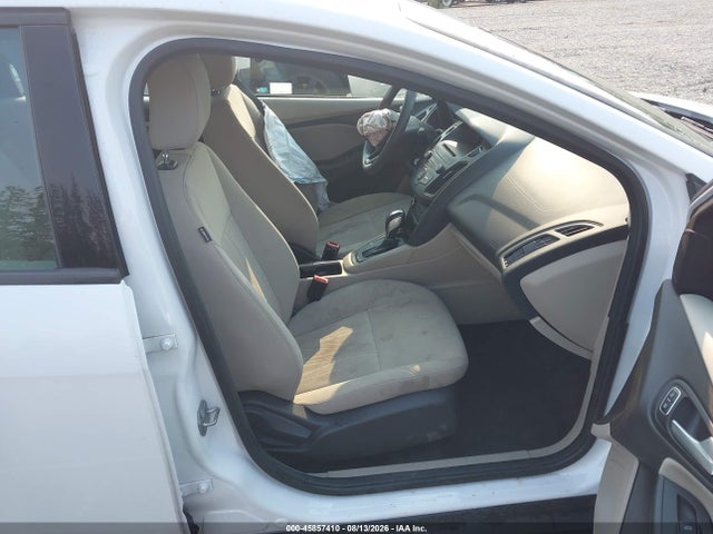 Ford FOCUS SE 2015 1FADP3K23FL342326 Image 18