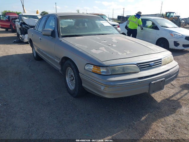 Продажа на аукционе авто 1994 Ford Crown Victoria Lx, vin: 2FALP74W2RX100153, номер лота: 45857436
