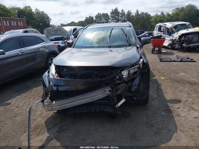 2020 Toyota Rav4 Xle მანქანა იყიდება აუქციონზე, vin: JTMP1RFV2LD530762, აუქციონის ნომერი: 45857444