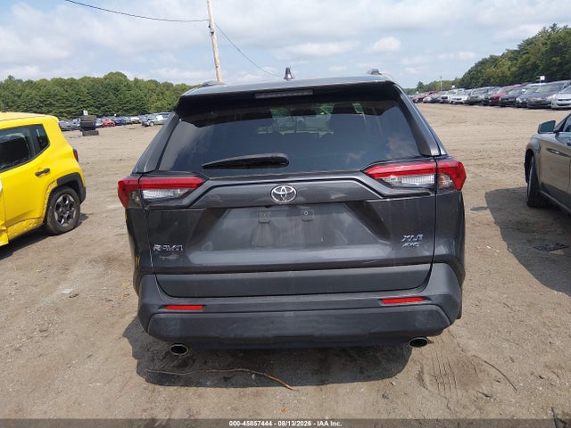 2020 Toyota Rav4 Xle მანქანა იყიდება აუქციონზე, vin: JTMP1RFV2LD530762, აუქციონის ნომერი: 45857444