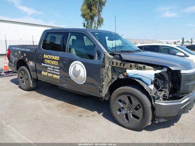 45857470 :رقم المزاد ، 1FTVW3L76SWG02352 vin ، 2025 Ford F-150 Lightning Flash مزاد بيع