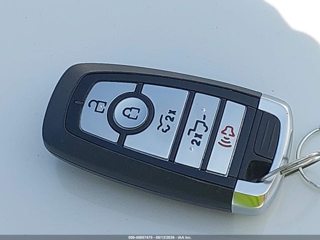 45857470 :رقم المزاد ، 1FTVW3L76SWG02352 vin ، 2025 Ford F-150 Lightning Flash مزاد بيع