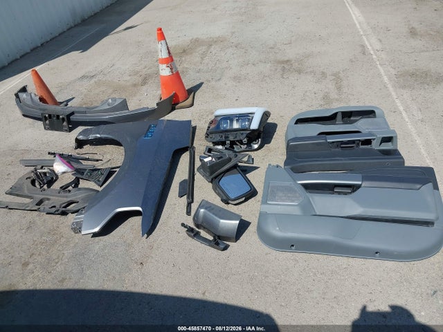 45857470 :رقم المزاد ، 1FTVW3L76SWG02352 vin ، 2025 Ford F-150 Lightning Flash مزاد بيع