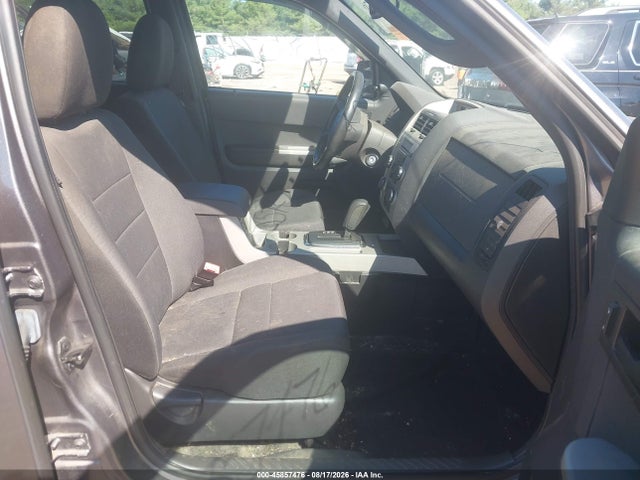 45857476 :رقم المزاد ، 1FMCU0D70BKB97411 vin ، 2011 Ford Escape Xlt مزاد بيع
