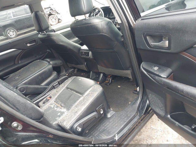 Продажа на аукционе авто 2019 Toyota Highlander Xle, vin: 5TDJZRFHXKS985337, номер лота: 45857554
