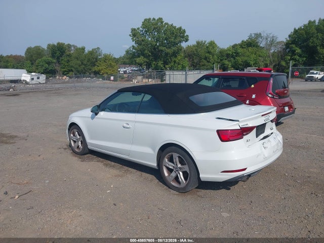 45857605 :رقم المزاد ، WAU78LFF3J1031384 vin ، 2018 Audi A3 2.0t Premium/2.0t Tech Premium مزاد بيع