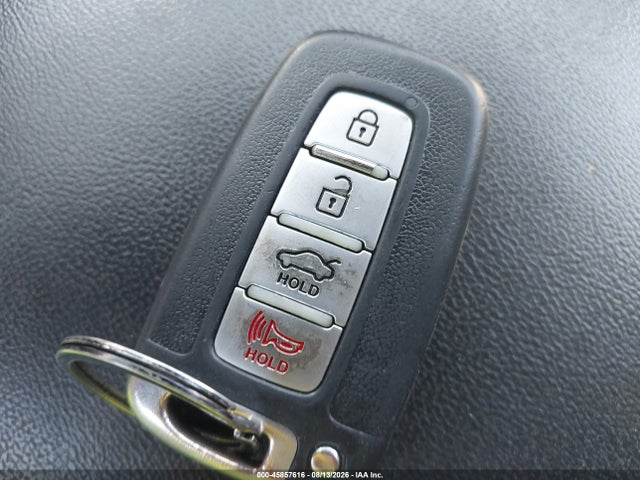 2013 Hyundai Genesis 3.8 მანქანა იყიდება აუქციონზე, vin: KMHGC4DD3DU244391, აუქციონის ნომერი: 45857616