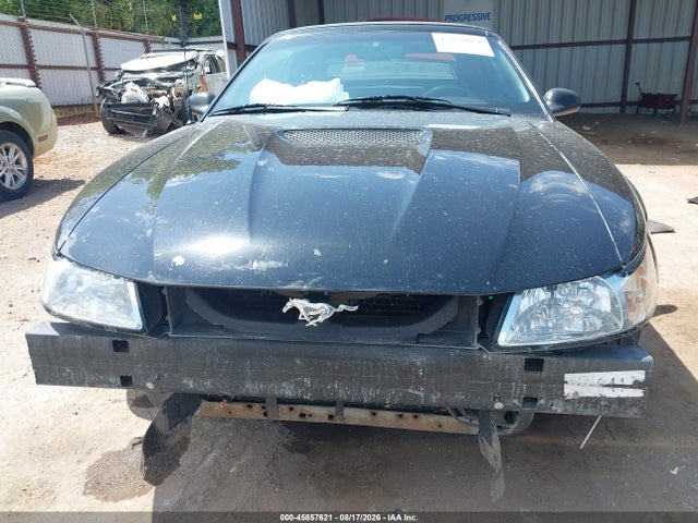 2000 Ford Mustang Gt მანქანა იყიდება აუქციონზე, vin: 1FAFP45X2YF110081, აუქციონის ნომერი: 45857621