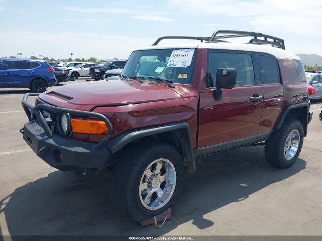 45857637 :رقم المزاد ، JTEBU11F88K005268 vin ، 2008 Toyota Fj Cruiser مزاد بيع