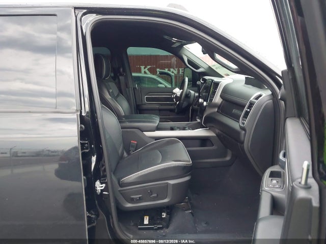 45857696 :رقم المزاد ، 3C6UR5NL1RG326932 vin ، 2024 Ram 2500 Laramie Crew Cab 4x4 6'4 Box مزاد بيع