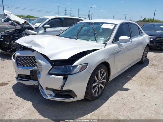 Lincoln Continental Premiere 2018 1LN6L9PKXJ5616737 Image 2