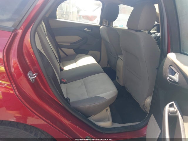 Ford FOCUS SE 2014 1FADP3K24EL452588 Image 8