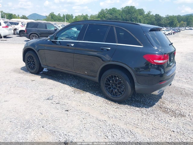 2017 Mercedes-benz Glc 300 4matic მანქანა იყიდება აუქციონზე, vin: WDC0G4KB7HF149543, აუქციონის ნომერი: 45857792