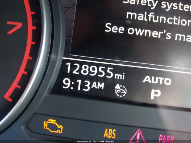 Продажа на аукционе авто 2017 Audi A4 Premium, vin: WAUANAF42HN032434, номер лота: 45857821