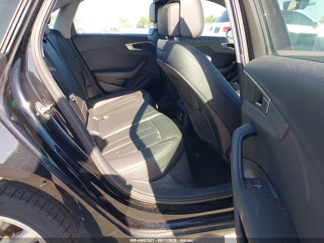 Продажа на аукционе авто 2017 Audi A4 Premium, vin: WAUANAF42HN032434, номер лота: 45857821