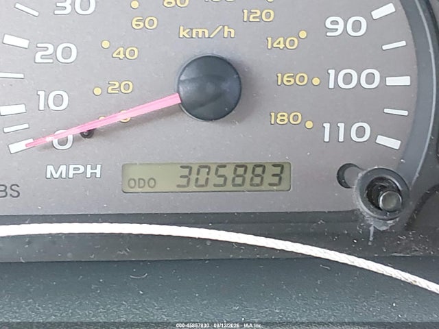 45857830 :رقم المزاد ، 5TDZT34A03S148590 vin ، 2003 Toyota Sequoia Sr5 V8 مزاد بيع