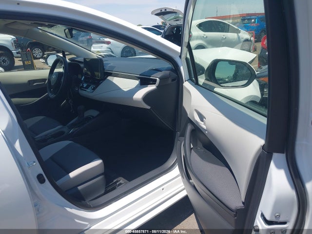 Toyota COROLLA LE 2026 JTDB4MEE1T3043810 Image 5