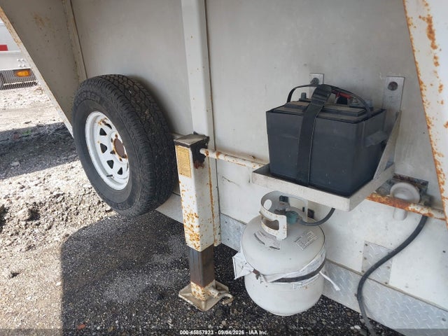 45857923 :رقم المزاد ، 1M9G3282X21034335 vin ، 2002 Merlow Industries Other مزاد بيع