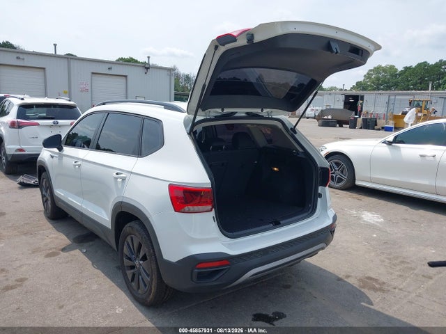 Продажа на аукционе авто 2022 Volkswagen Taos 1.5t S, vin: 3VVAX7B24NM051532, номер лота: 45857931