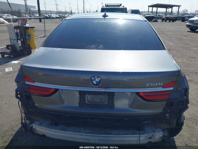 WBA7F0C5XGGL99700 BMW 750i