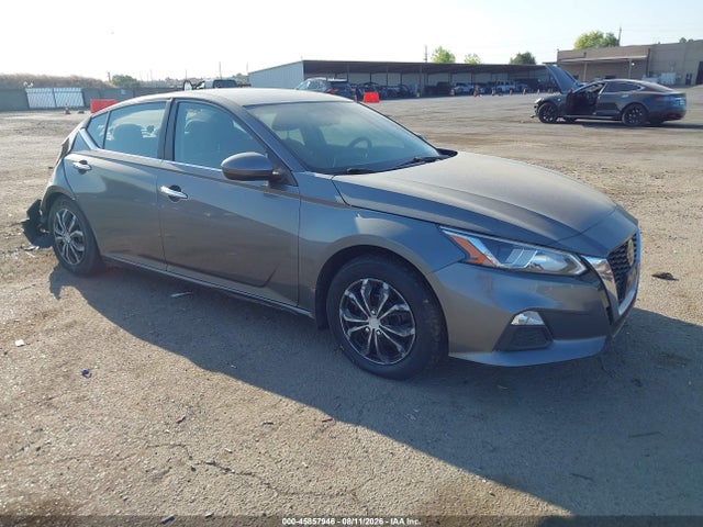 2019 1N4BL4BV5KC209385 main image