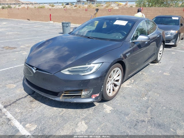 Tesla Model S 60/70/75/85 2016 5YJSA1E19GF173220 Image 2