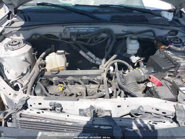 45857957 :رقم المزاد ، 1FMCU0E70BKC04176 vin ، 2011 Ford Escape Limited مزاد بيع