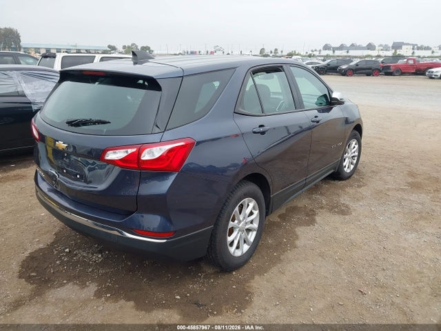 Chevrolet EQUINOX LS 2018 3GNAXHEV3JS557165 Image 4