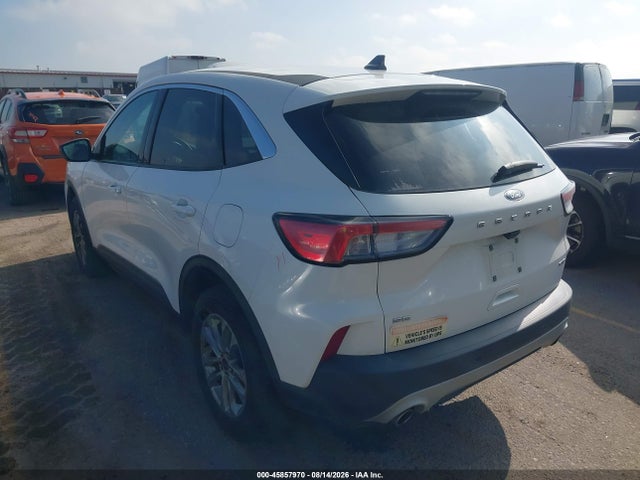 45857970 :رقم المزاد ، 1FMCU9G65NUA60822 vin ، 2022 Ford Escape Se مزاد بيع