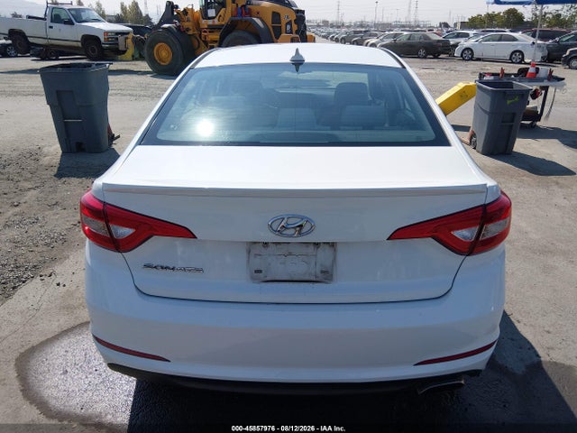 Hyundai SONATA SE 2016 5NPE24AF3GH346308 Image 16