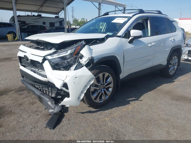 Toyota Rav4 Xle Premium 2024 JTMC1RFV5RJ031219 Image 2
