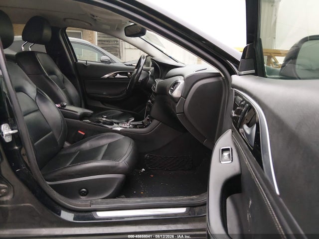 Продаж на аукціоні авто 2018 Infiniti Qx30 Premium, vin: SJKCH5CR0JA041086, номер лоту: 45858041