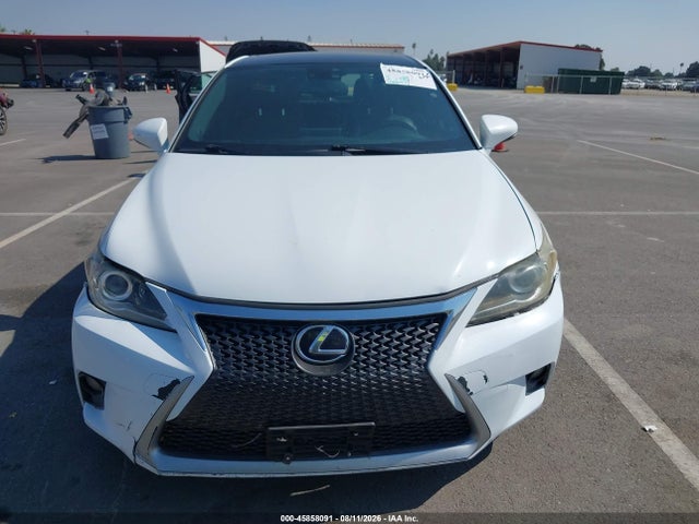 Lexus CT 200H 2016 JTHKD5BH9G2262299 Image 12