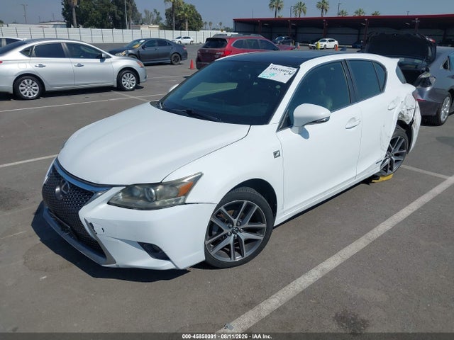 Lexus CT 200H 2016 JTHKD5BH9G2262299 Image 2