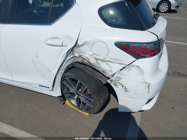 Lexus CT 200H 2016 JTHKD5BH9G2262299 Image 6