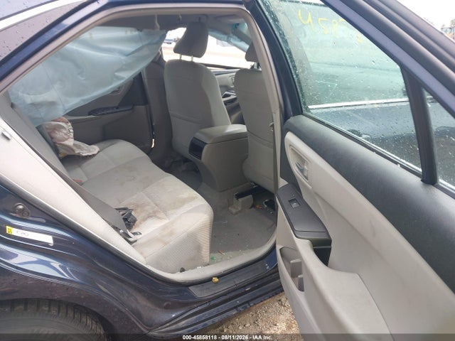 45858118 :رقم المزاد ، 4T1BF1FK6HU744904 vin ، 2017 Toyota Camry Le مزاد بيع