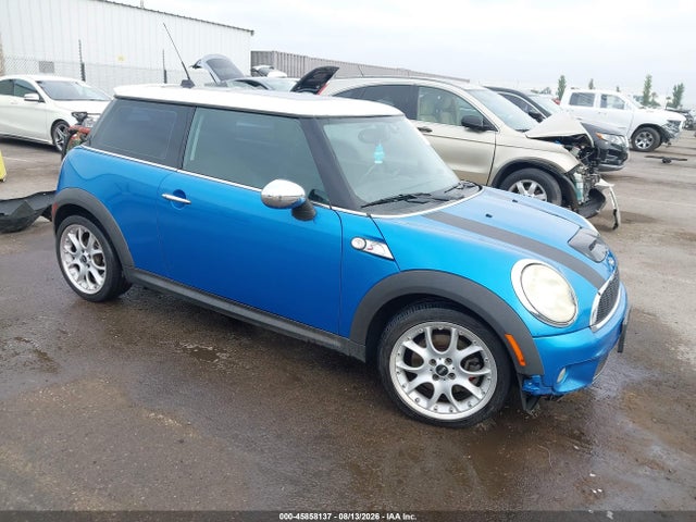 Продажа на аукционе авто 2008 Mini Cooper S, vin: WMWMF73548TV38806, номер лота: 45858137