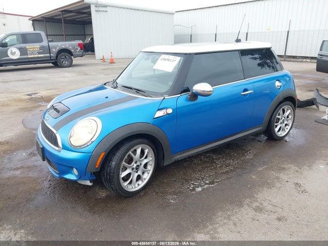 Продажа на аукционе авто 2008 Mini Cooper S, vin: WMWMF73548TV38806, номер лота: 45858137