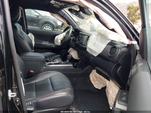 45858151 :رقم المزاد ، 5TFCZ5AN9MX260985 vin ، 2021 Toyota Tacoma Trd Pro مزاد بيع