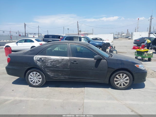 2005 Toyota Camry Le მანქანა იყიდება აუქციონზე, vin: 4T1BE32K05U016477, აუქციონის ნომერი: 45858184
