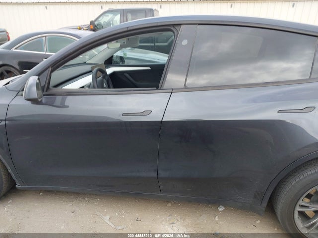 Продажа на аукционе авто 2025 Tesla Model Y Long Range Dual Motor Rear-wheel Drive, vin: 7SAYGDED7SA339781, номер лота: 45858210