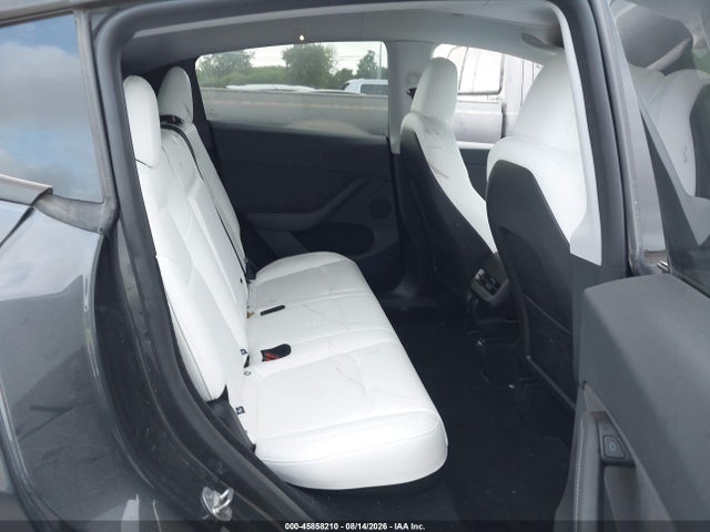 Продажа на аукционе авто 2025 Tesla Model Y Long Range Dual Motor Rear-wheel Drive, vin: 7SAYGDED7SA339781, номер лота: 45858210