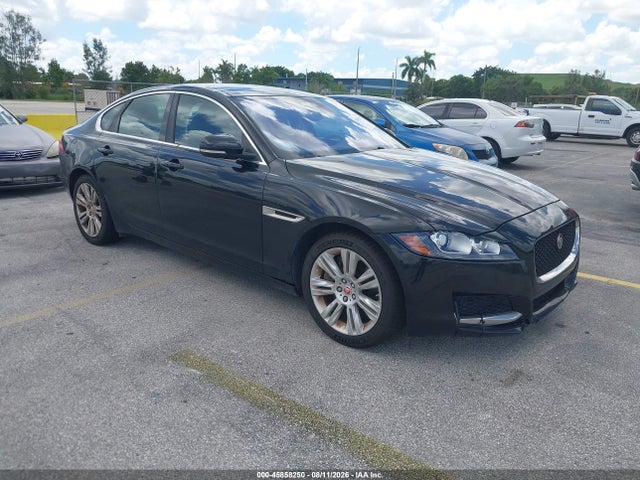 Продаж на аукціоні авто 2017 Jaguar Xf 35t Premium, vin: SAJBJ4BVXHCY37968, номер лоту: 45858250