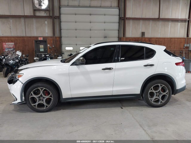 Продаж на аукціоні авто 2018 Alfa Romeo Stelvio Sport Awd, vin: ZASFAKPN7J7B76418, номер лоту: 45858281