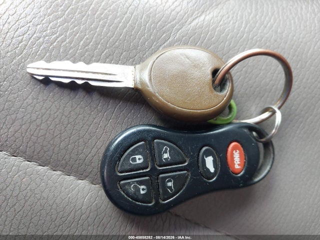 45858282 :رقم المزاد ، 2C8GP54L72R553716 vin ، 2002 Chrysler Town & Country Lxi مزاد بيع