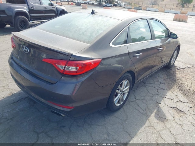 Hyundai SONATA SE 2016 5NPE24AF8GH279883 Image 4