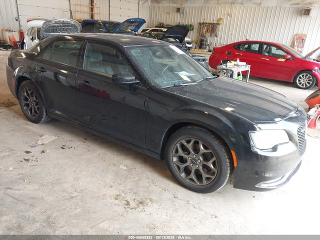 45858382 :رقم المزاد ، 2C3CCAGG9GH152432 vin ، 2016 Chrysler 300 مزاد بيع