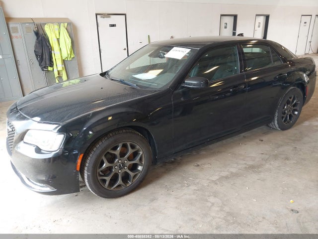 45858382 :رقم المزاد ، 2C3CCAGG9GH152432 vin ، 2016 Chrysler 300 مزاد بيع