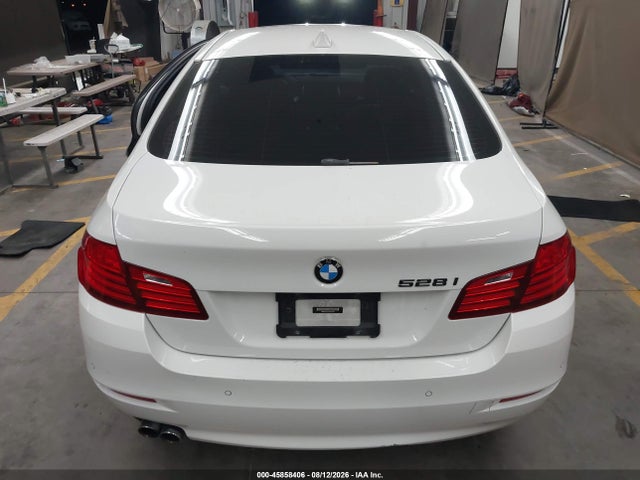 BMW 528I 2016 WBA5A5C57GG352191 Image 16